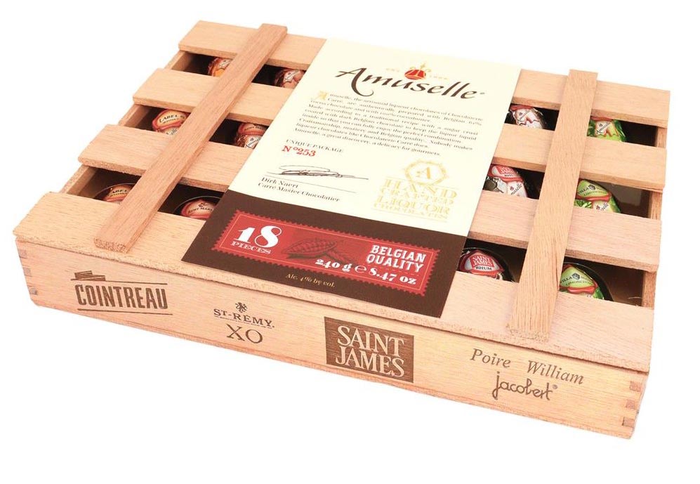 Amuselle chocolade Carré  houten kist van 240 gram